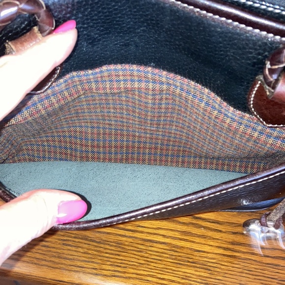 Brighton EUC Vintage Shoulder Bag.Black PebbleGrain Leather Brown Leather Straps - Picture 9 of 16